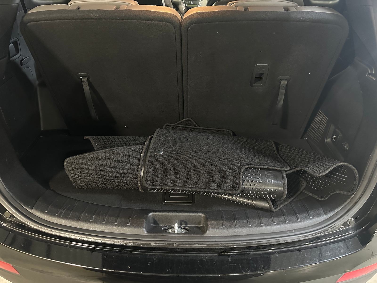 Thumbnail: 2013 Hyundai Santa Fe - 6