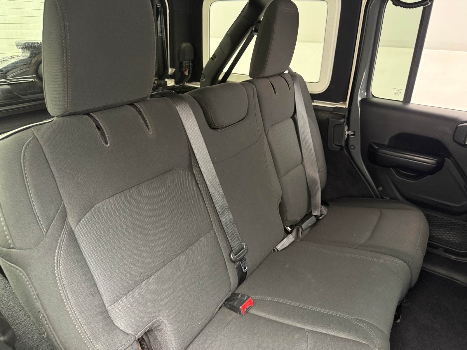 Thumbnail: 2019 Jeep Wrangler - 6