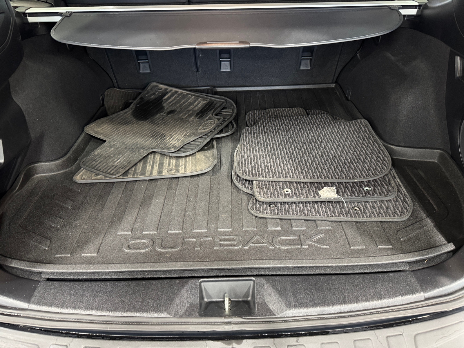 Thumbnail: 2016 Subaru Outback - 6