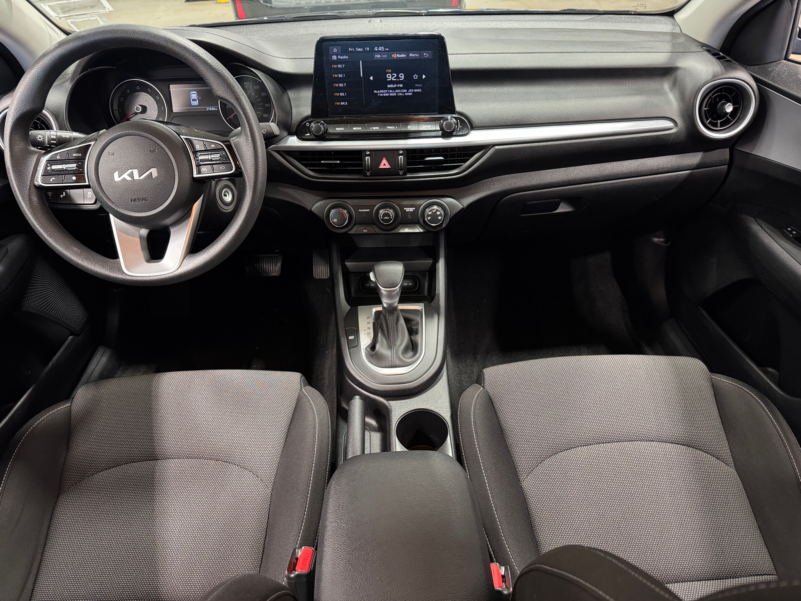 Thumbnail: 2022 Kia Forte - 3