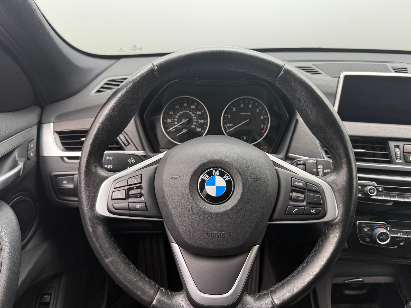 Thumbnail: 2017 BMW X1 - 4