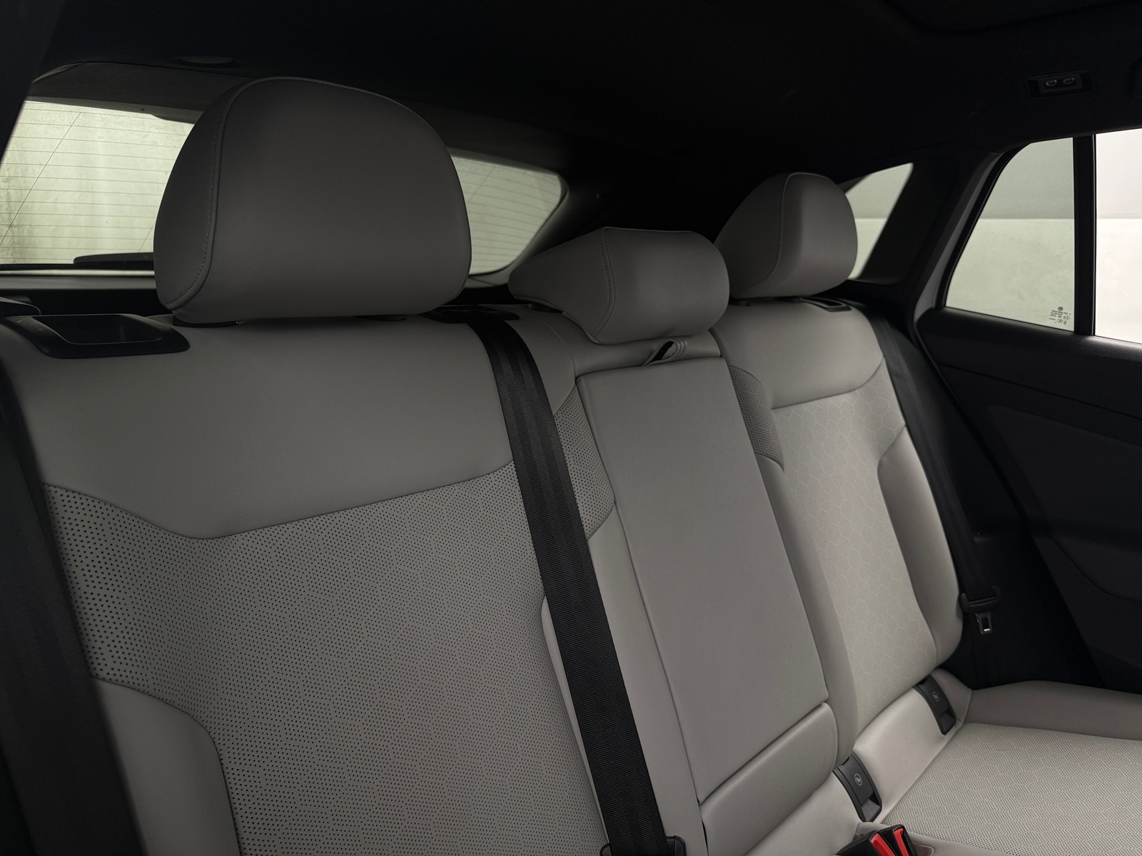 Thumbnail: 2021 Volkswagen ID.4 - 5