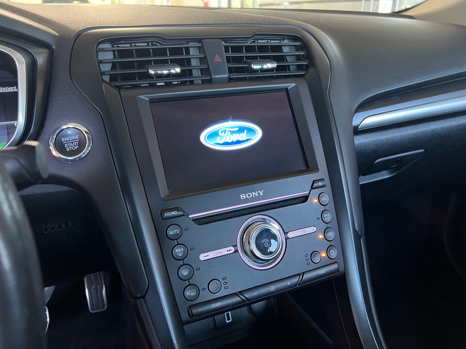 Thumbnail: 2018 Ford Fusion - 3