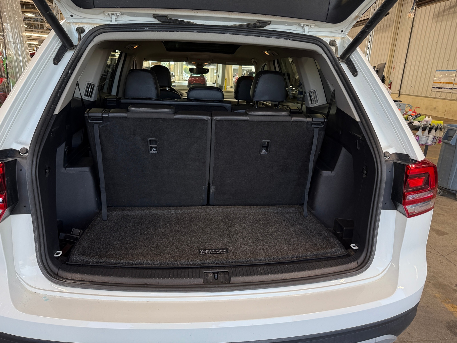 Thumbnail: 2019 Volkswagen Atlas - 6