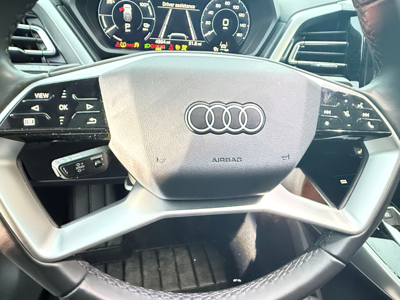 Thumbnail: 2024 Audi Q4 e-tron - 4