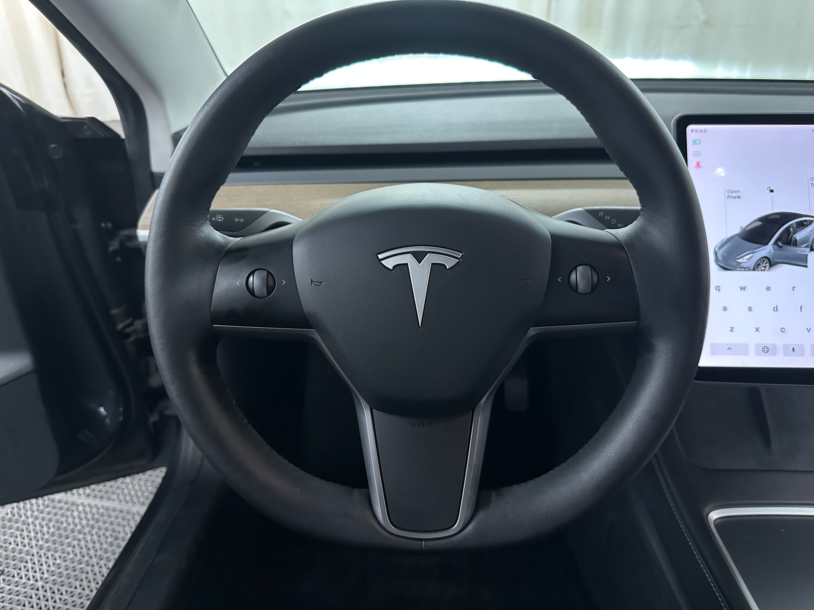 Thumbnail: 2021 Tesla Model 3 - 4