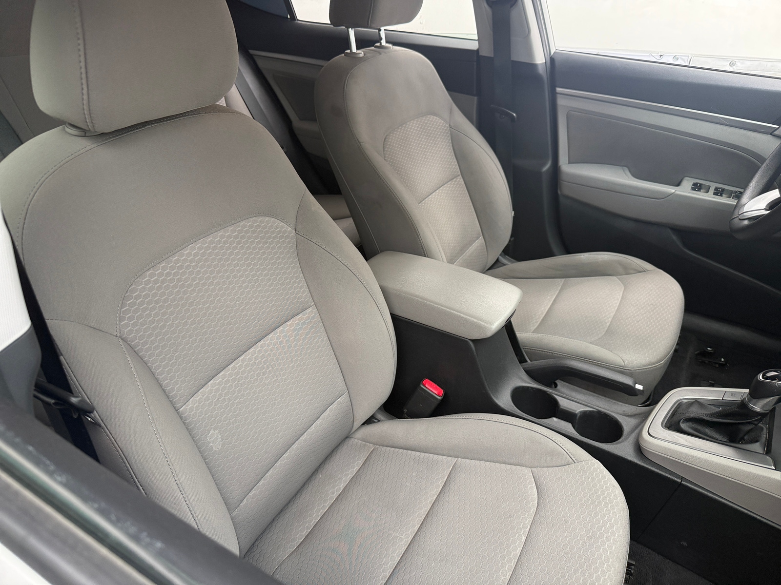 Thumbnail: 2020 Hyundai Elantra - 2