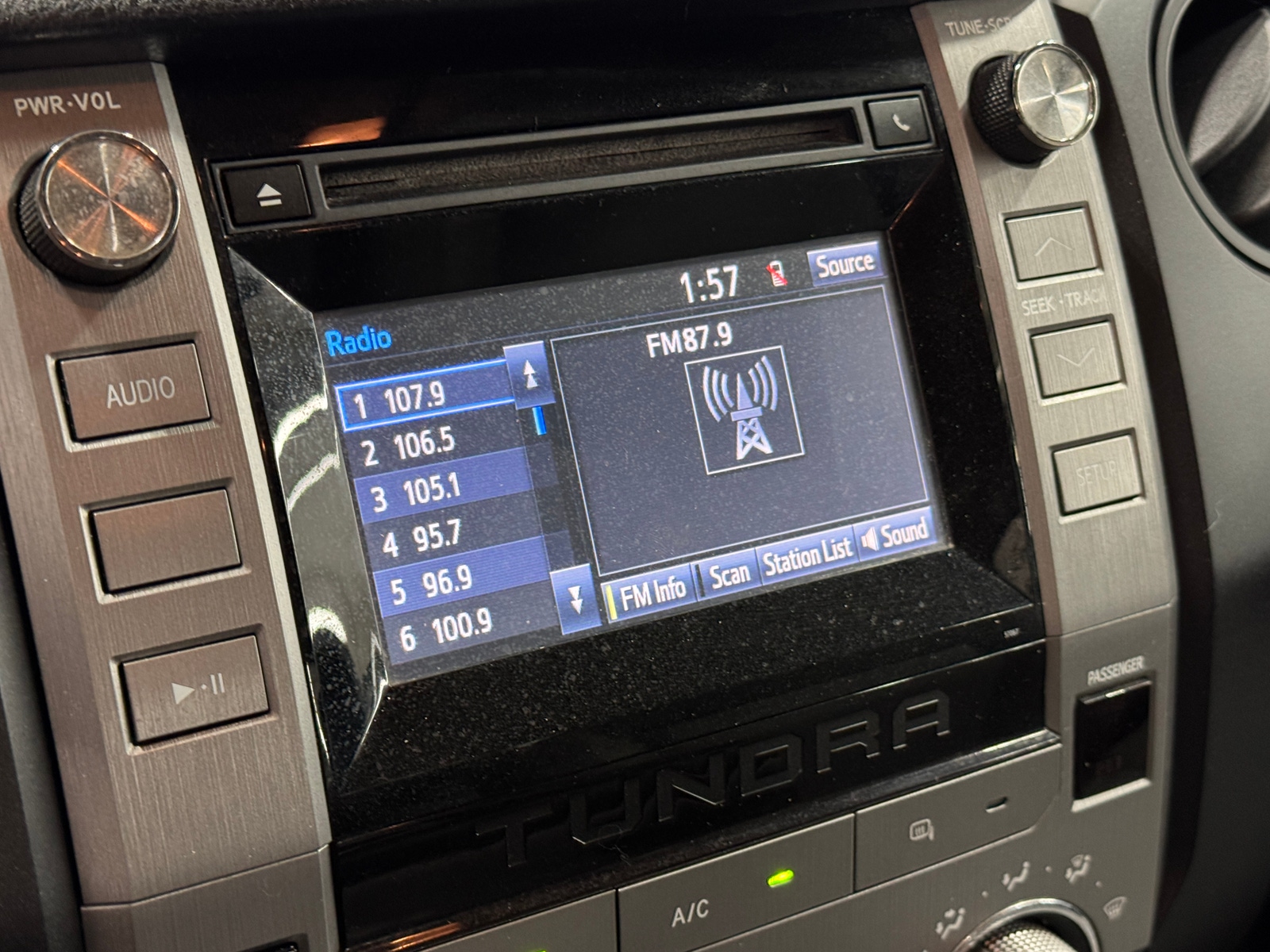 Thumbnail: 2014 Toyota Tundra - 4