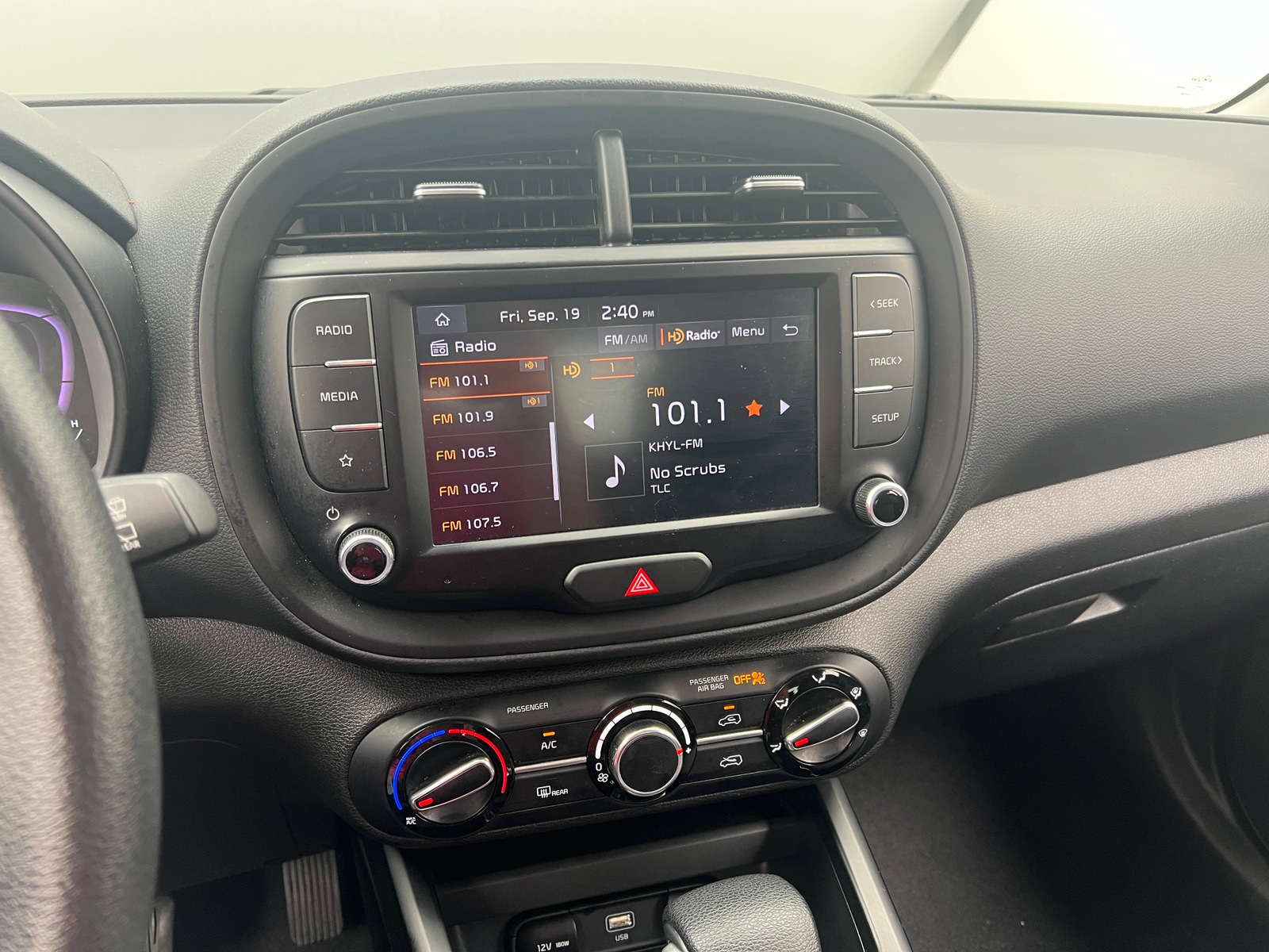 Thumbnail: 2023 Kia Soul - 4