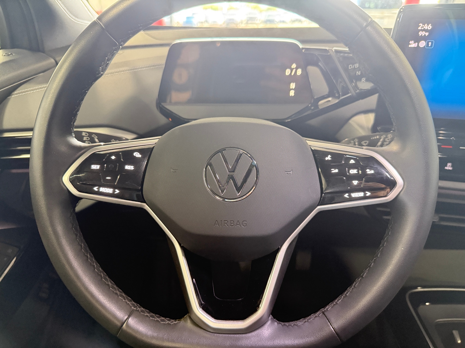 Thumbnail: 2023 Volkswagen ID.4 - 4