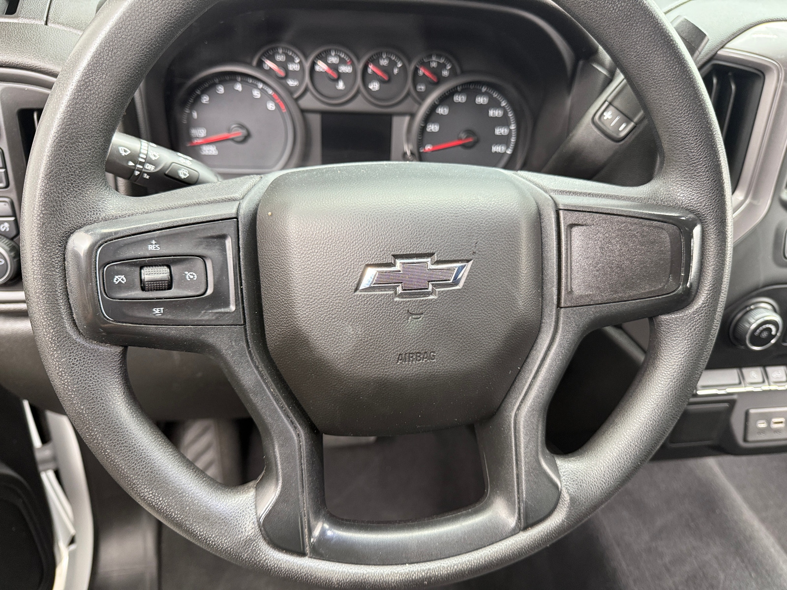 Thumbnail: 2022 Chevrolet Silverado 1500 - 5