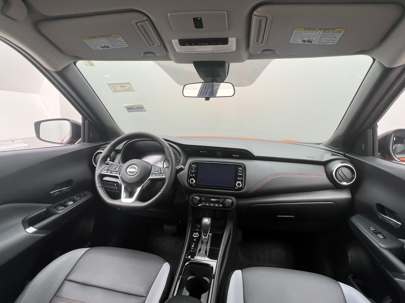 Thumbnail: 2024 Nissan Kicks - 3