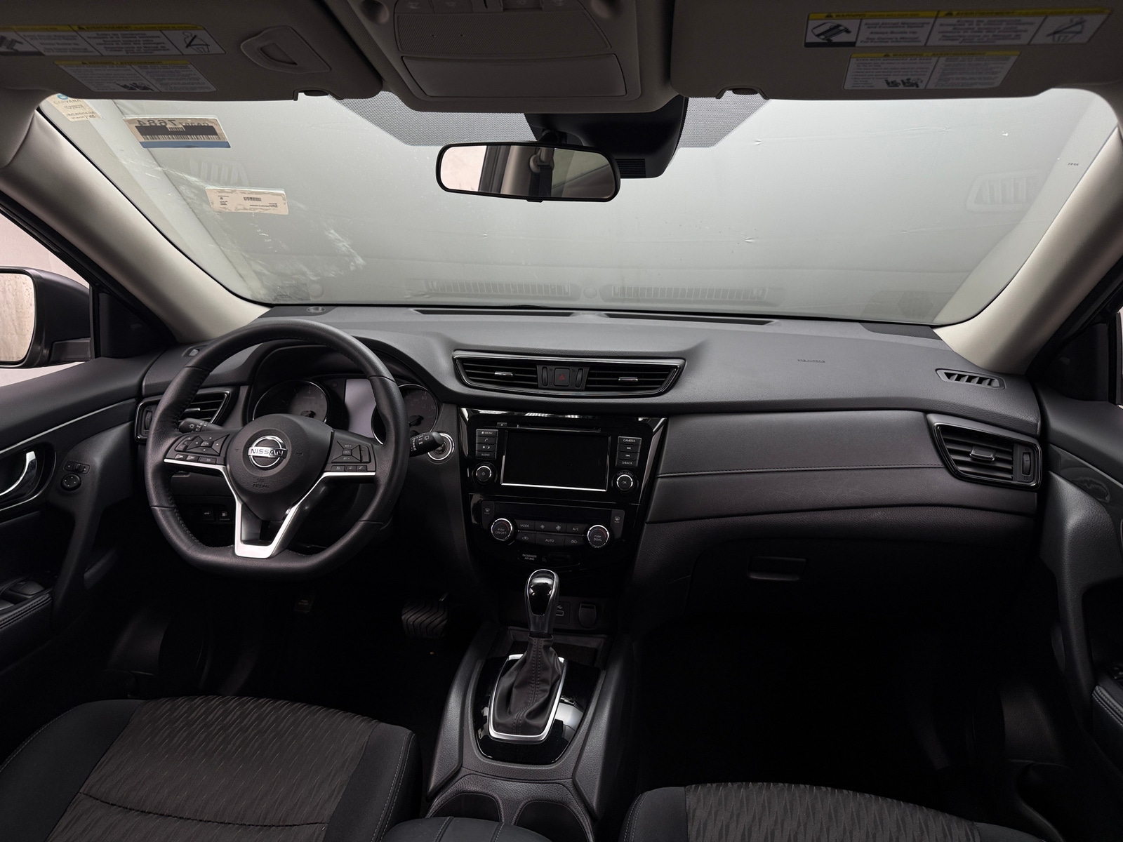 Thumbnail: 2020 Nissan Rogue - 3