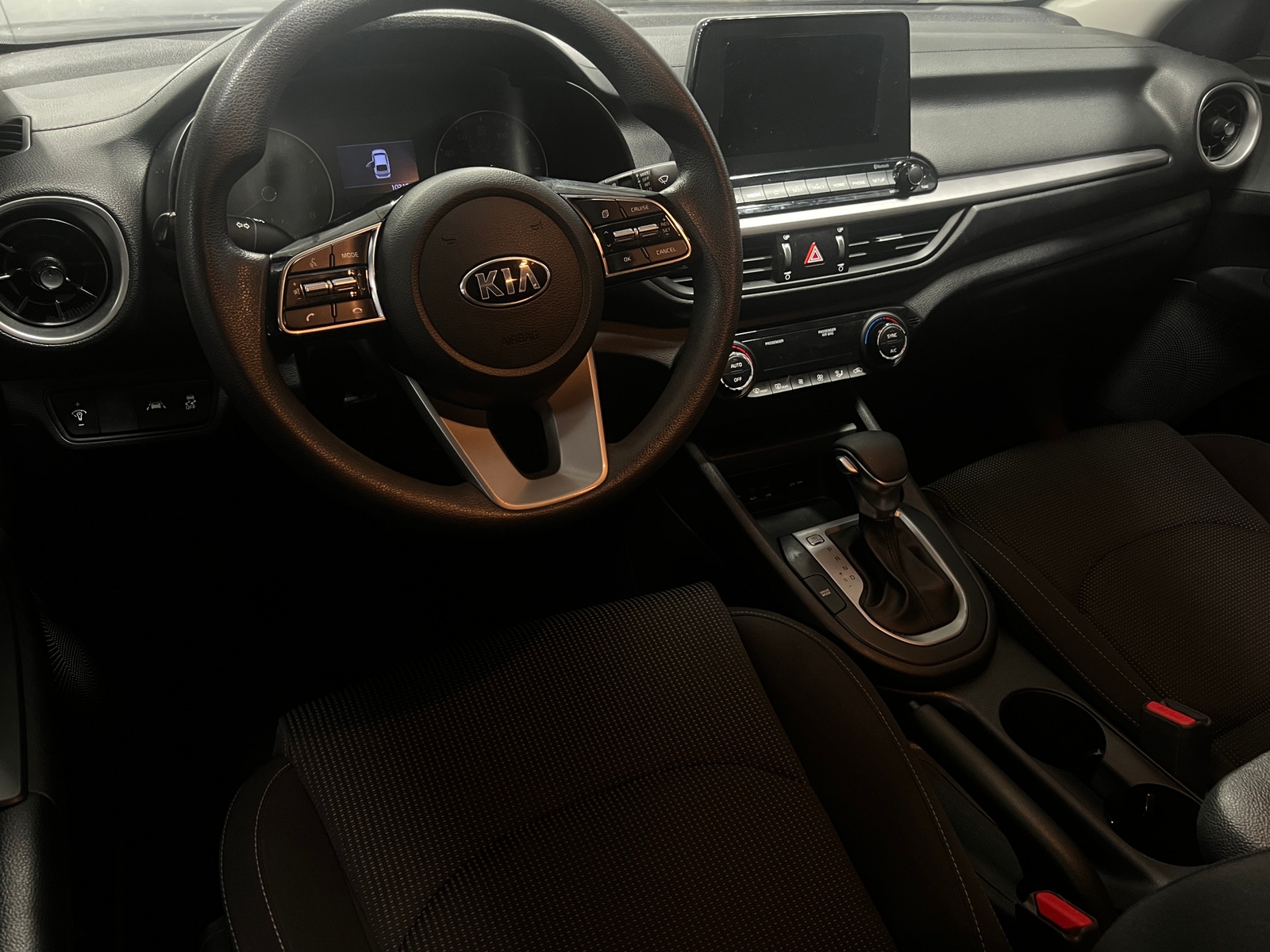 Thumbnail: 2019 Kia Forte - 3