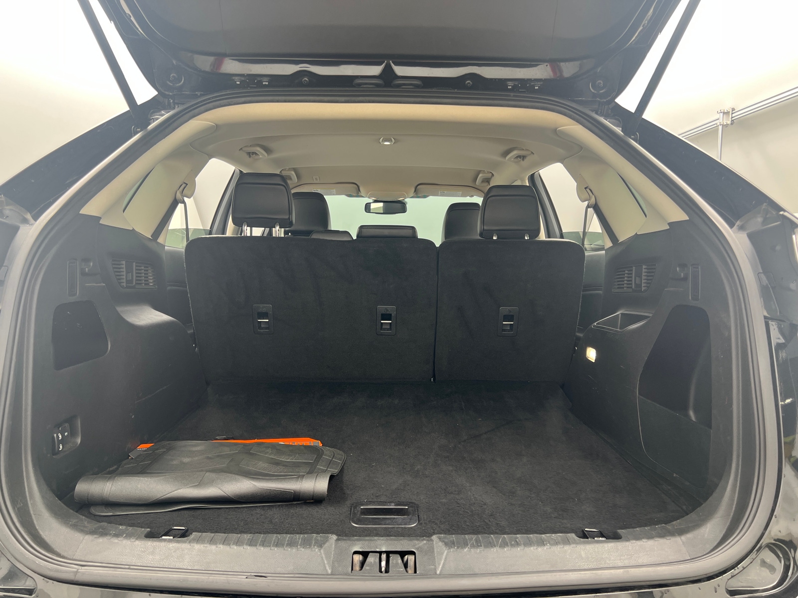 Thumbnail: 2024 Ford Edge - 6