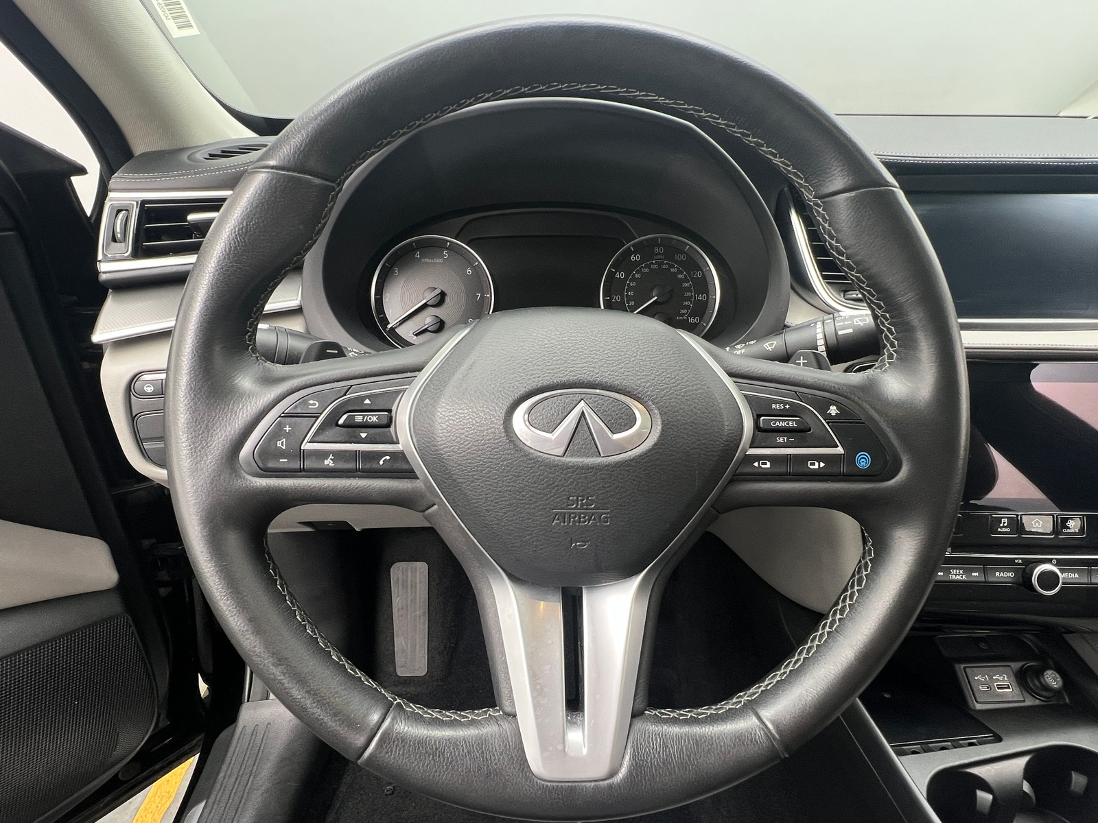 Thumbnail: 2024 INFINITI QX50 - 4