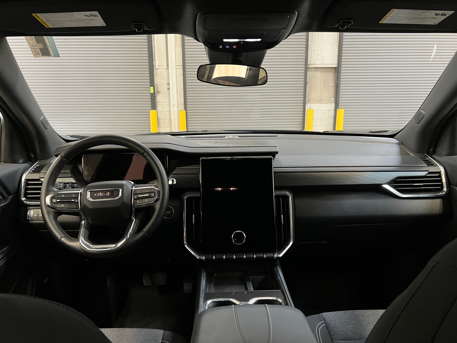 Thumbnail: 2025 GMC Acadia - 3