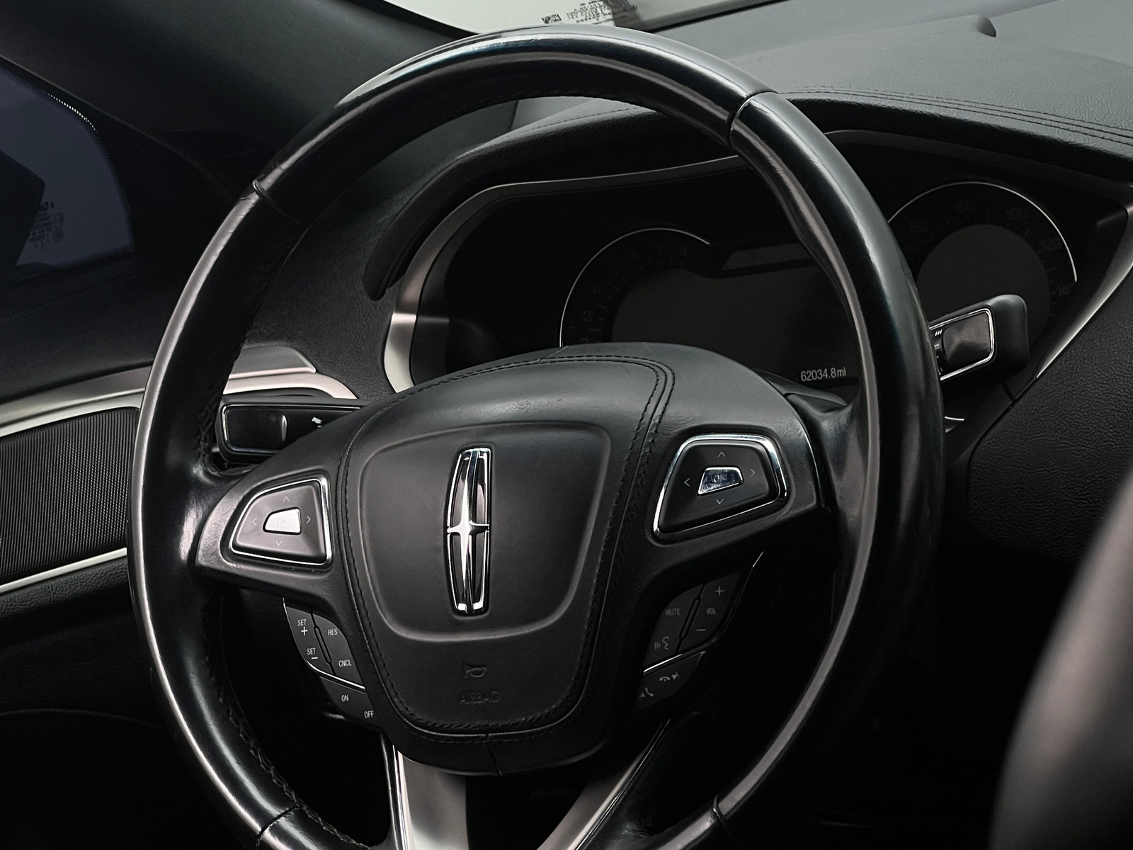 Thumbnail: 2018 Lincoln MKZ - 4