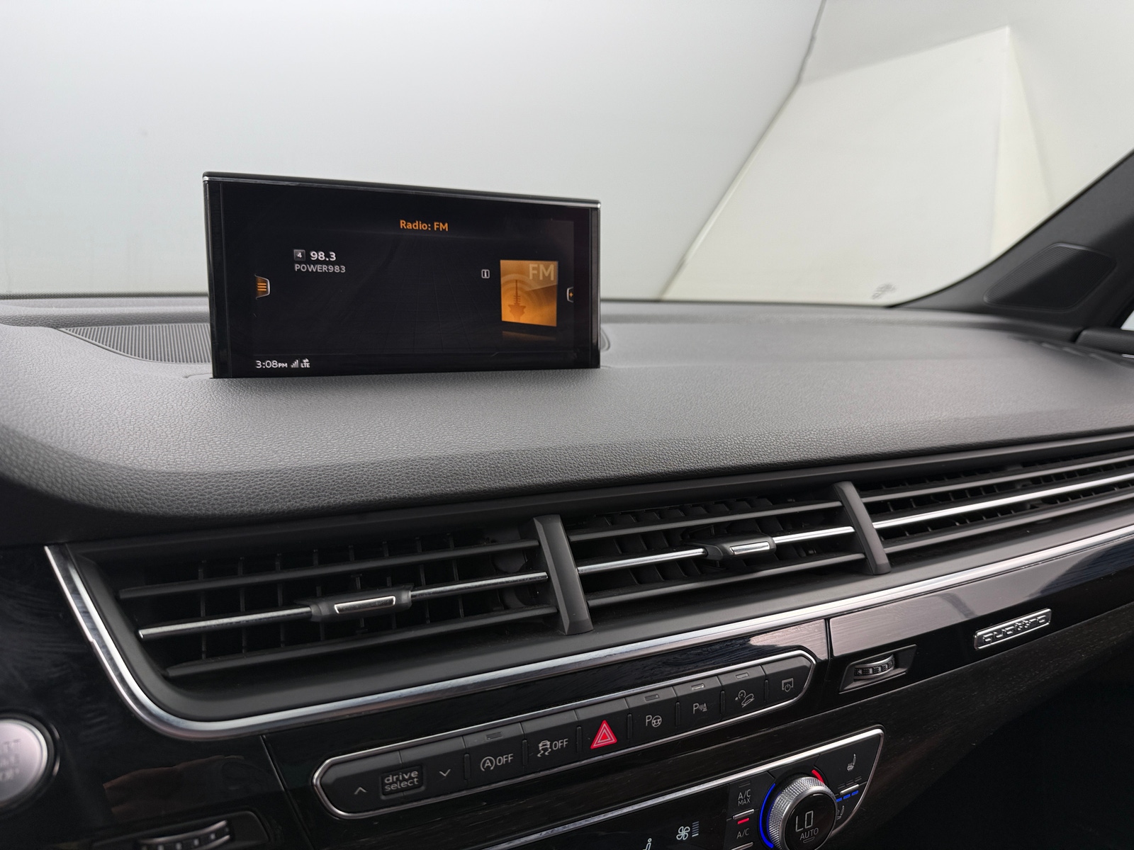 Thumbnail: 2019 Audi Q7 - 3