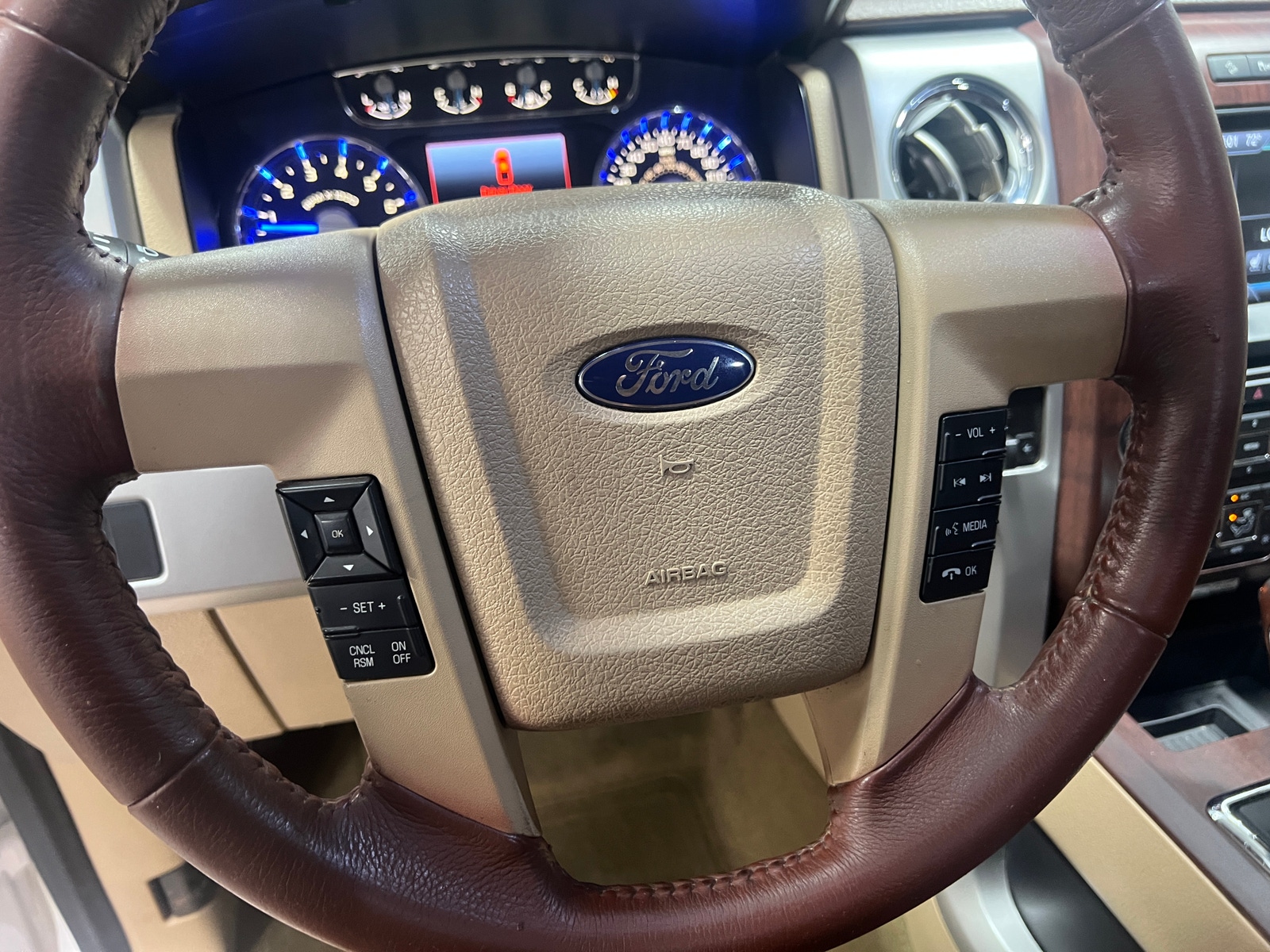 Thumbnail: 2013 Ford Econoline - 4