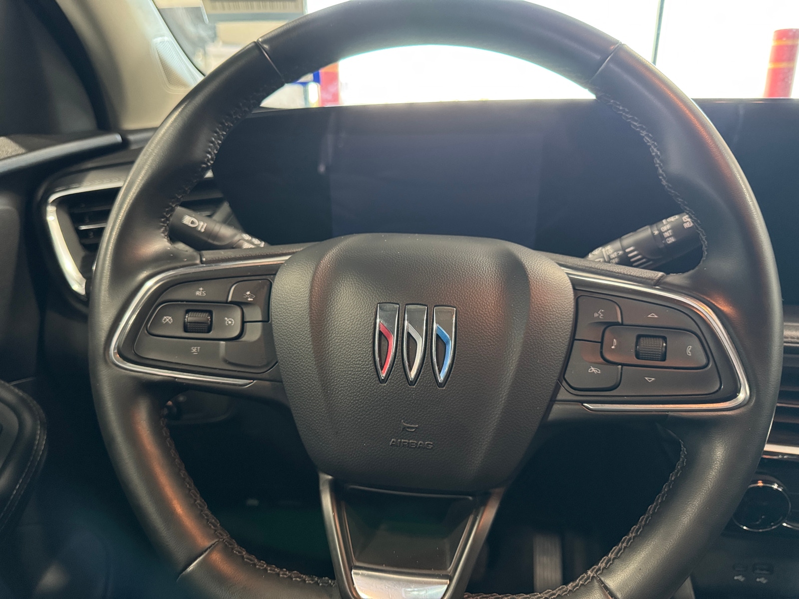 Thumbnail: 2024 Buick Encore GX - 4