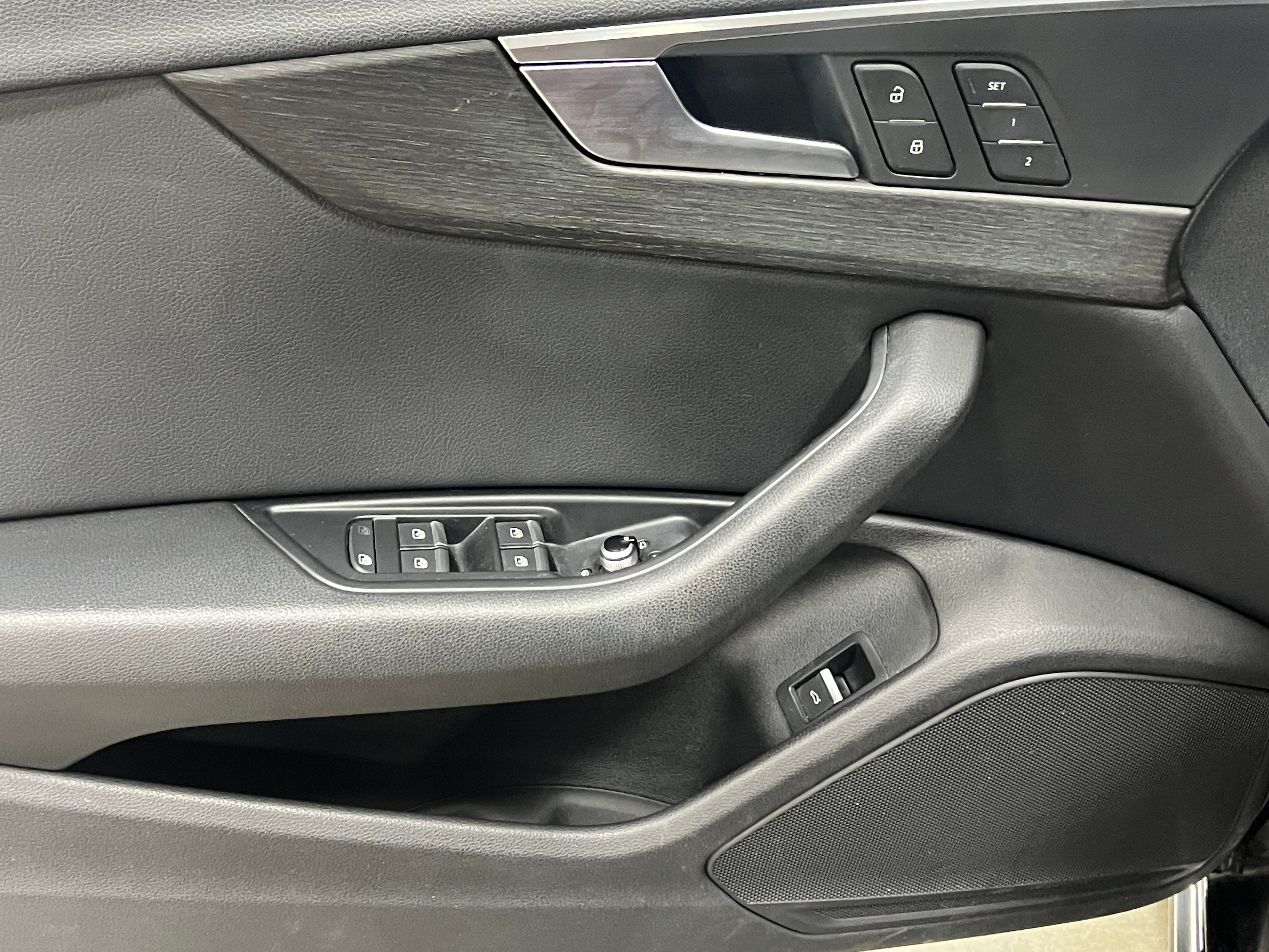 2017 Audi A4