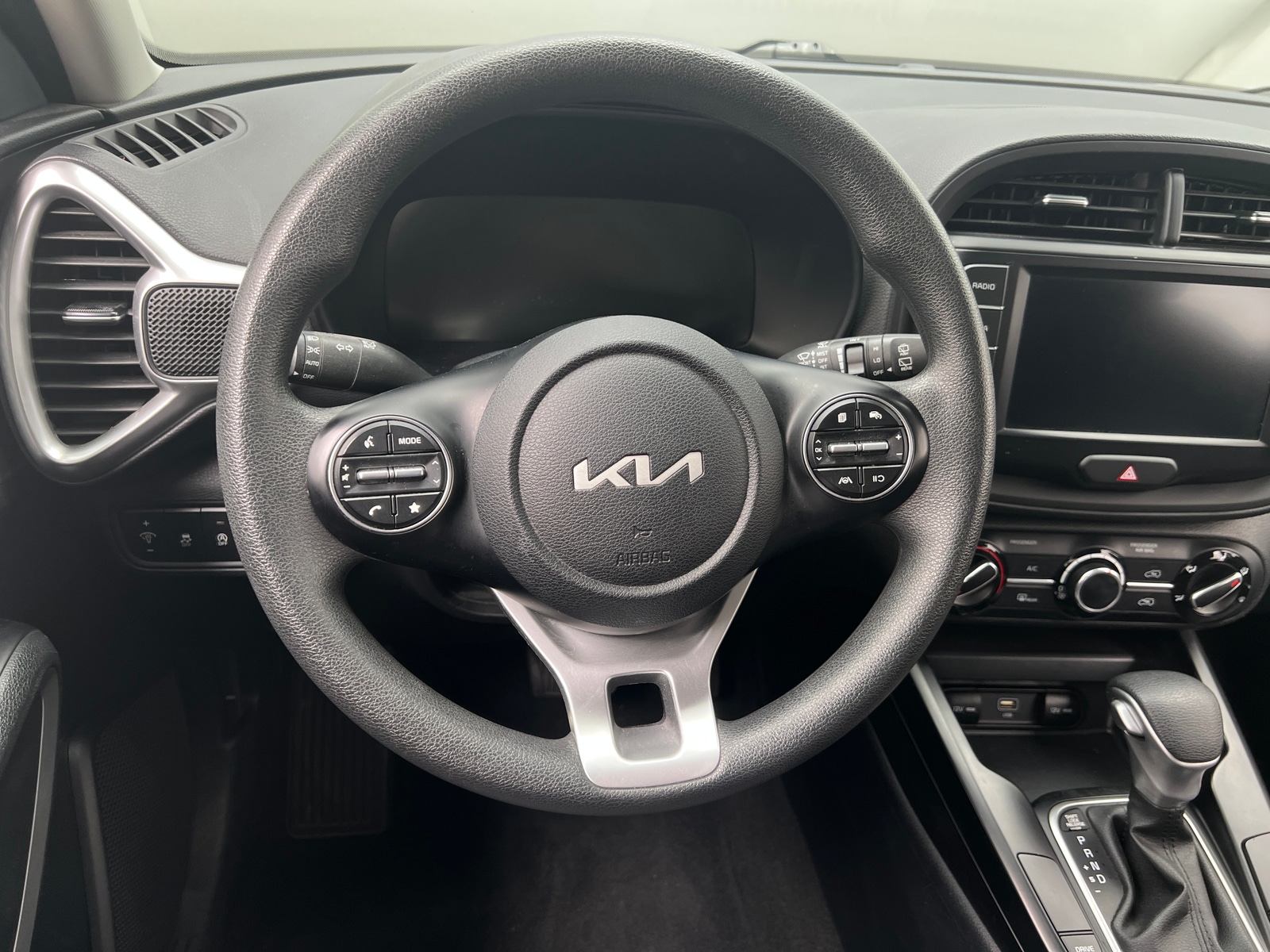 Thumbnail: 2023 Kia Soul - 5