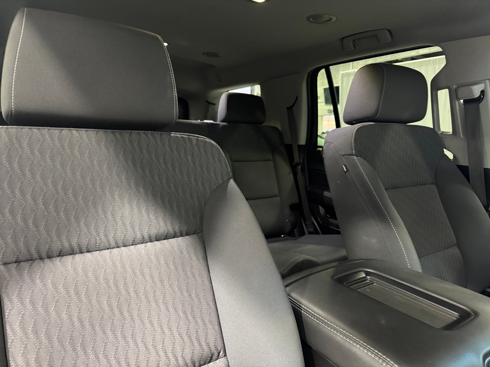 Thumbnail: 2019 Chevrolet Tahoe - 2