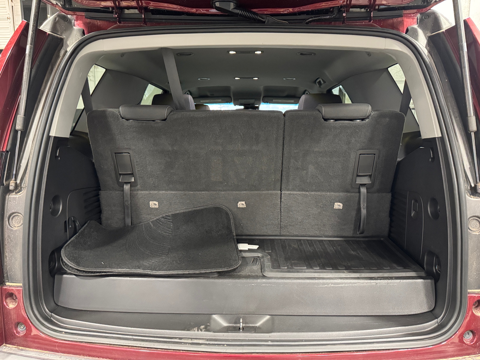 Thumbnail: 2019 Chevrolet Tahoe - 7