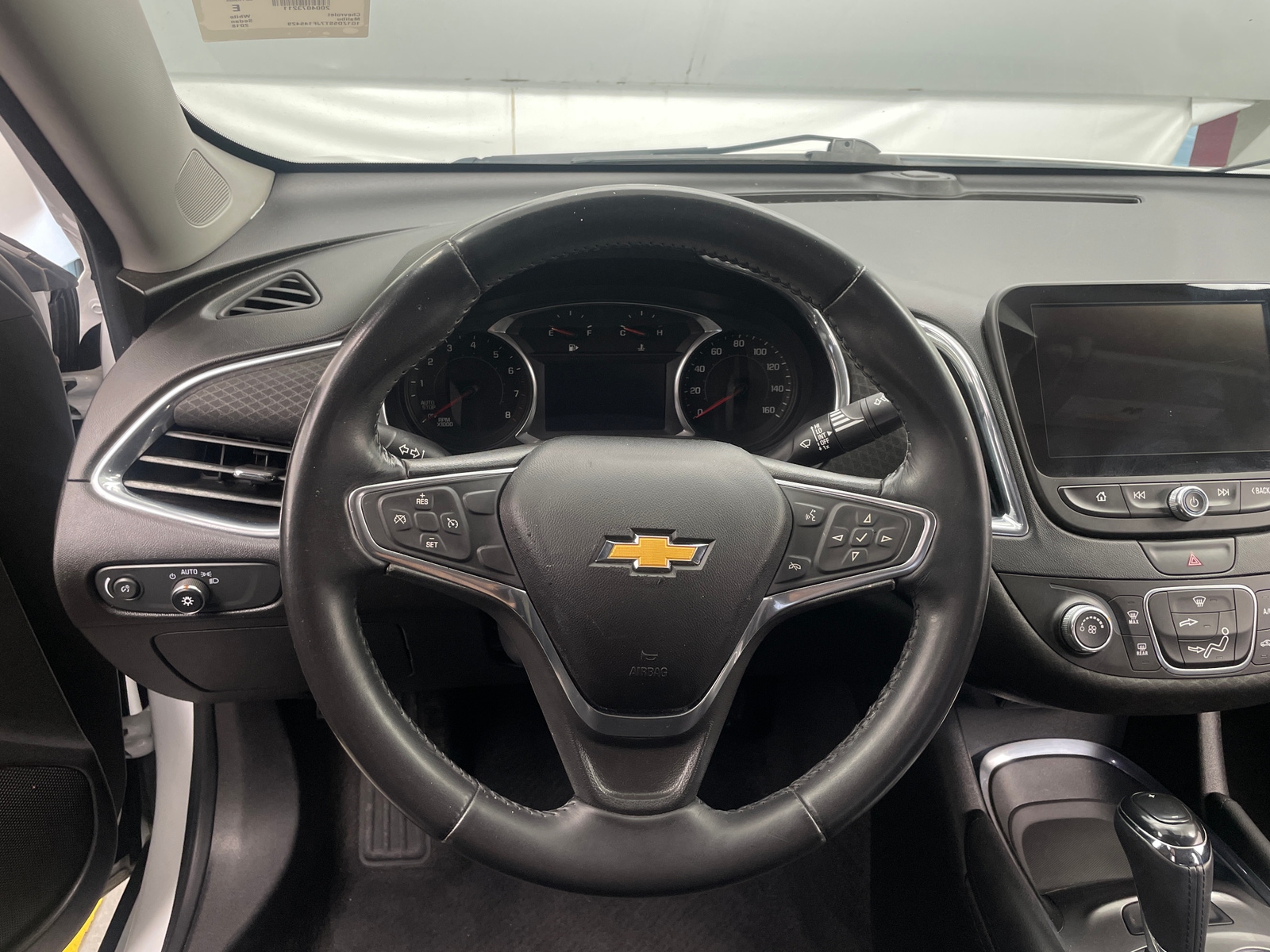 Thumbnail: 2018 Chevrolet Malibu - 5