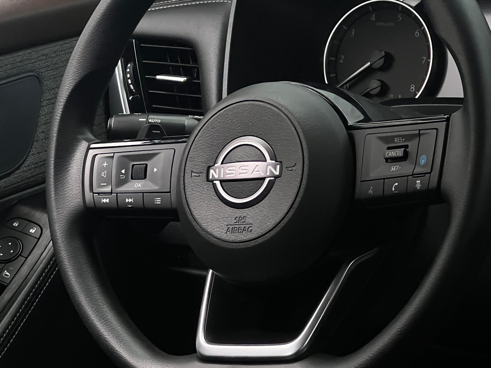 Thumbnail: 2022 Nissan Rogue - 5