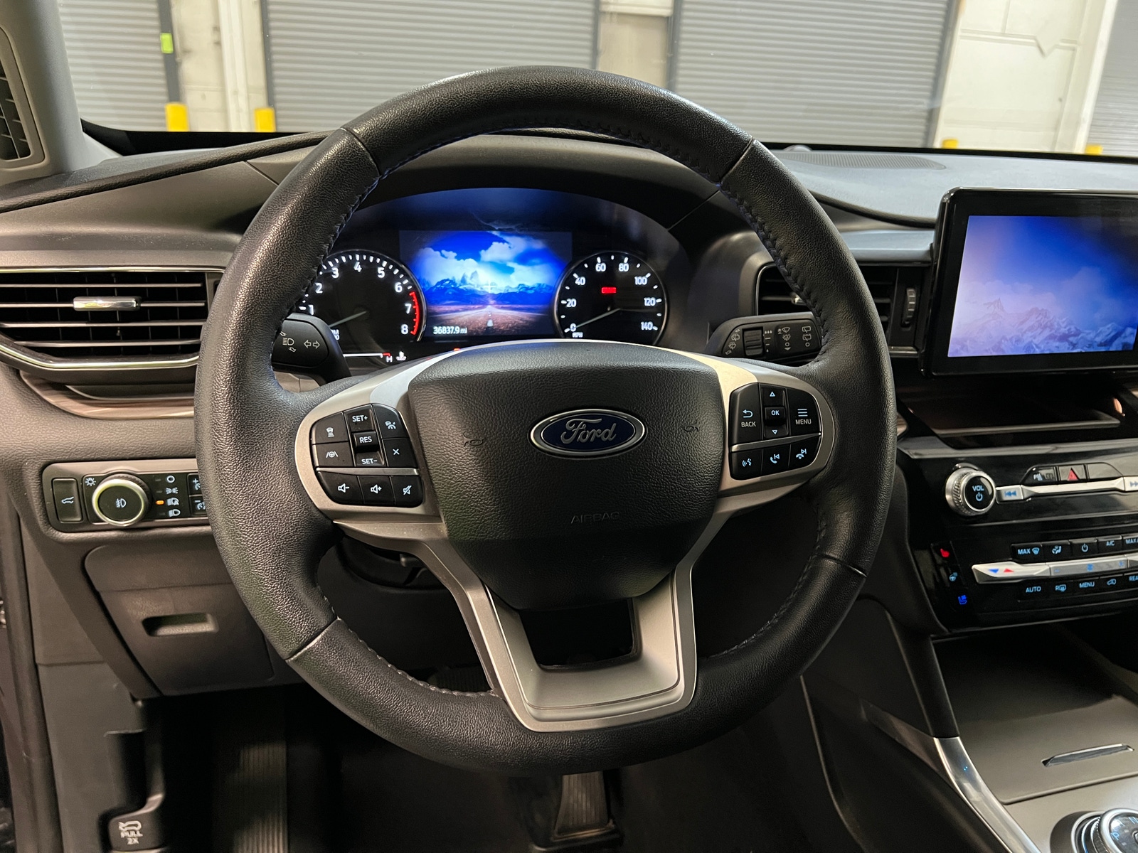 Thumbnail: 2024 Ford Explorer - 4