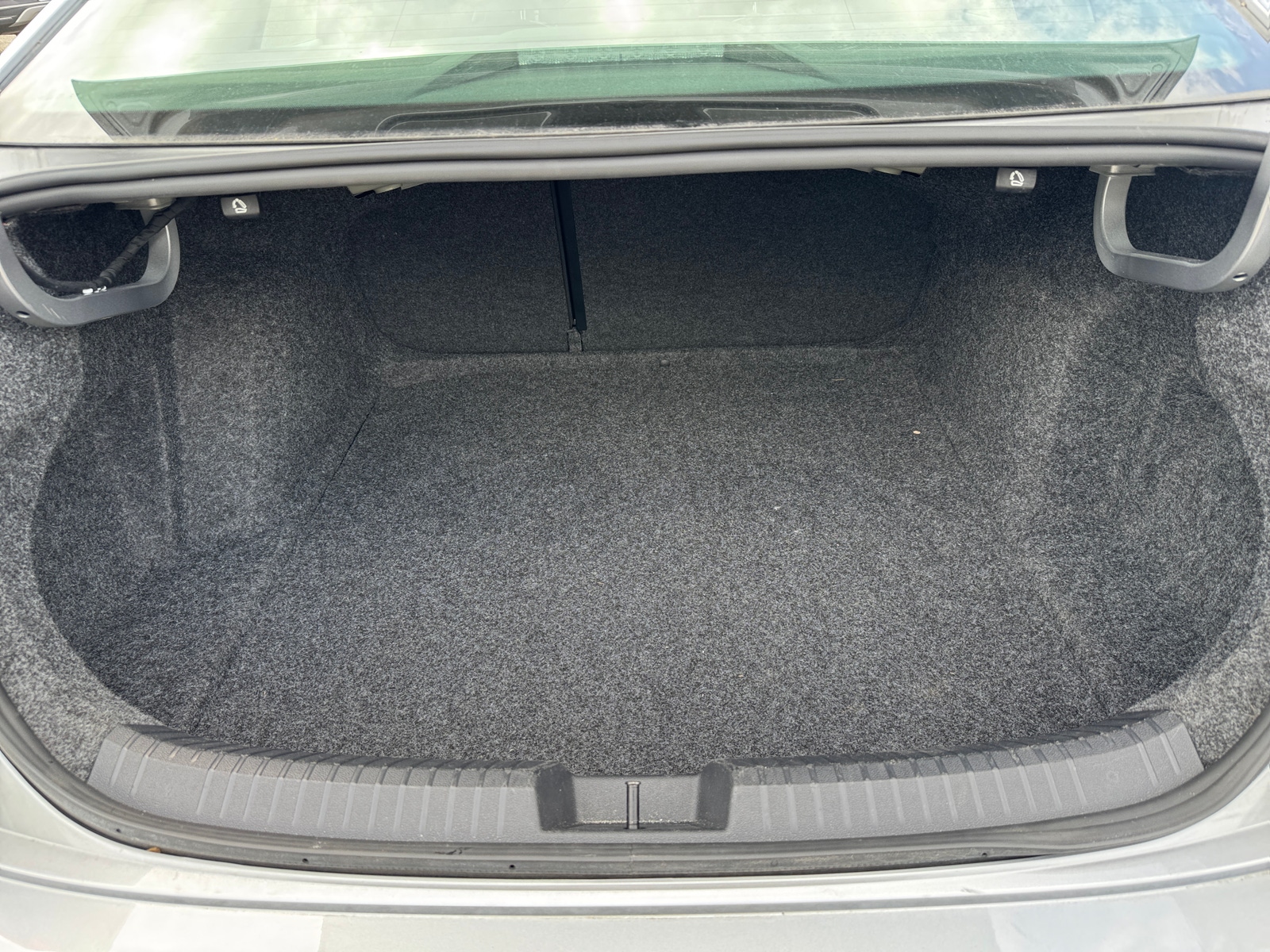 Thumbnail: 2025 Volkswagen Jetta - 6