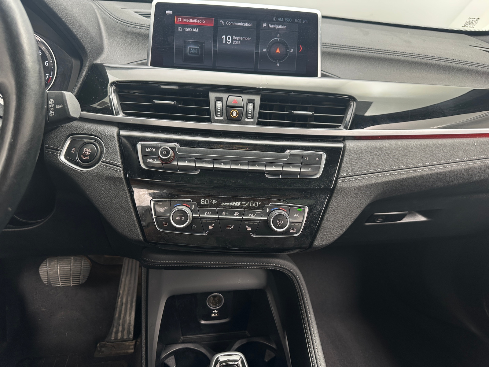 Thumbnail: 2021 BMW X1 - 3