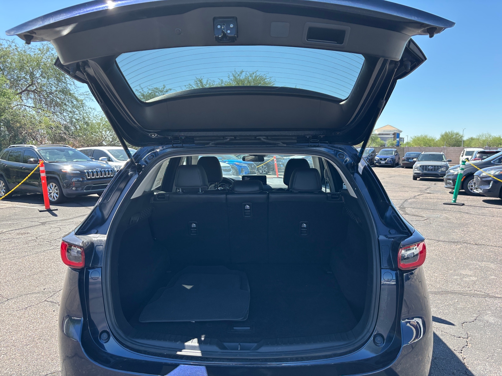 Thumbnail: 2025 Mazda CX-5 - 5