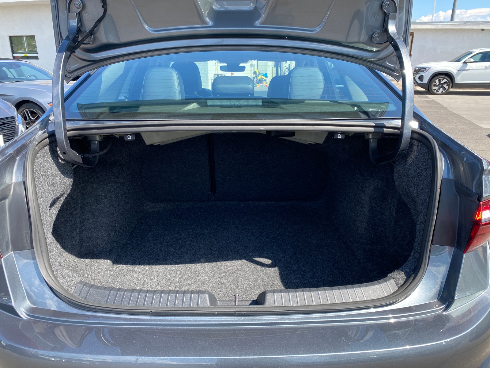 Thumbnail: 2025 Volkswagen Jetta - 6