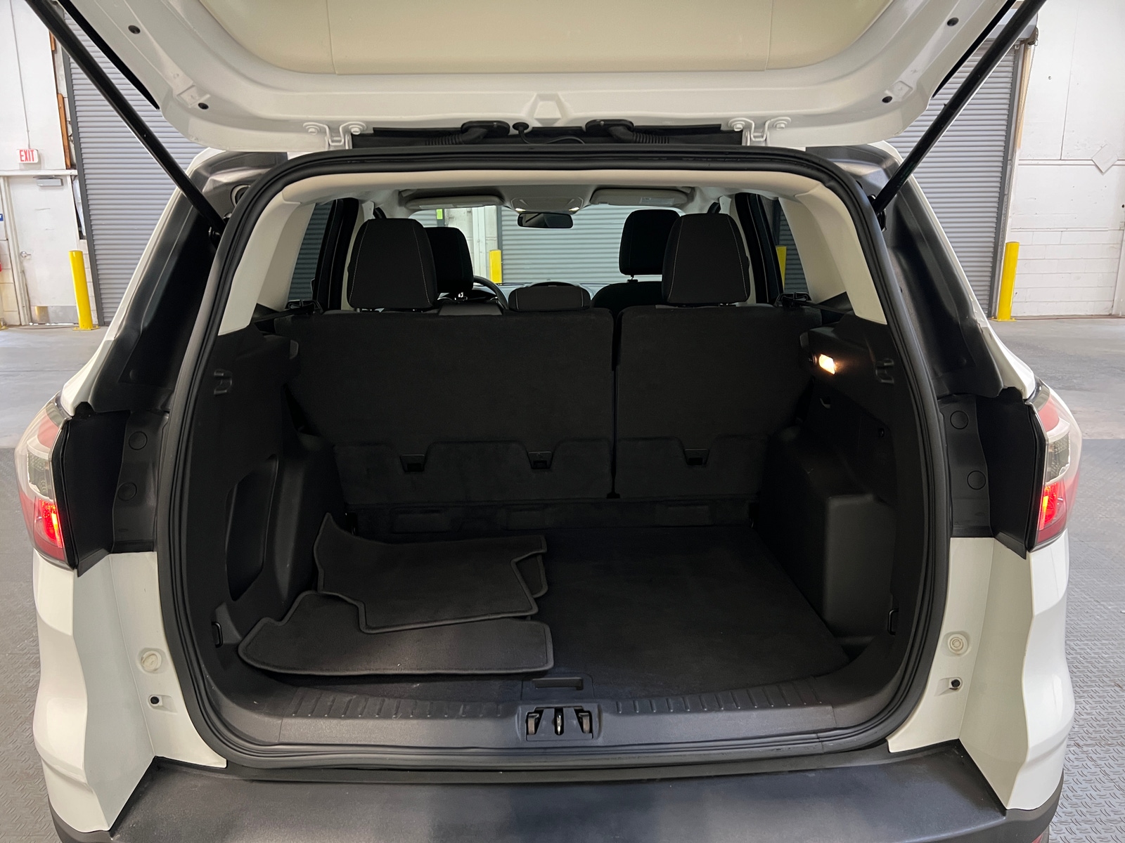 Thumbnail: 2017 Ford Escape - 7