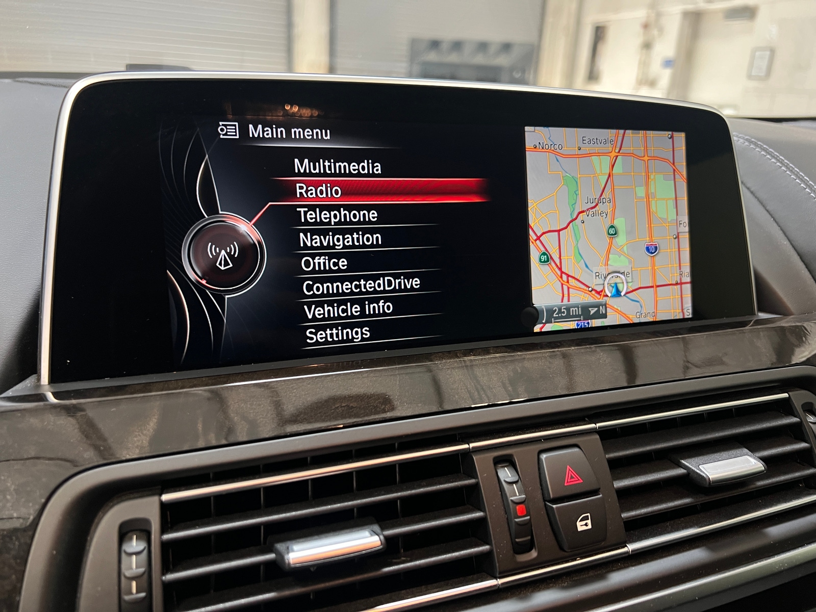 Thumbnail: 2016 BMW 6 Series - 3