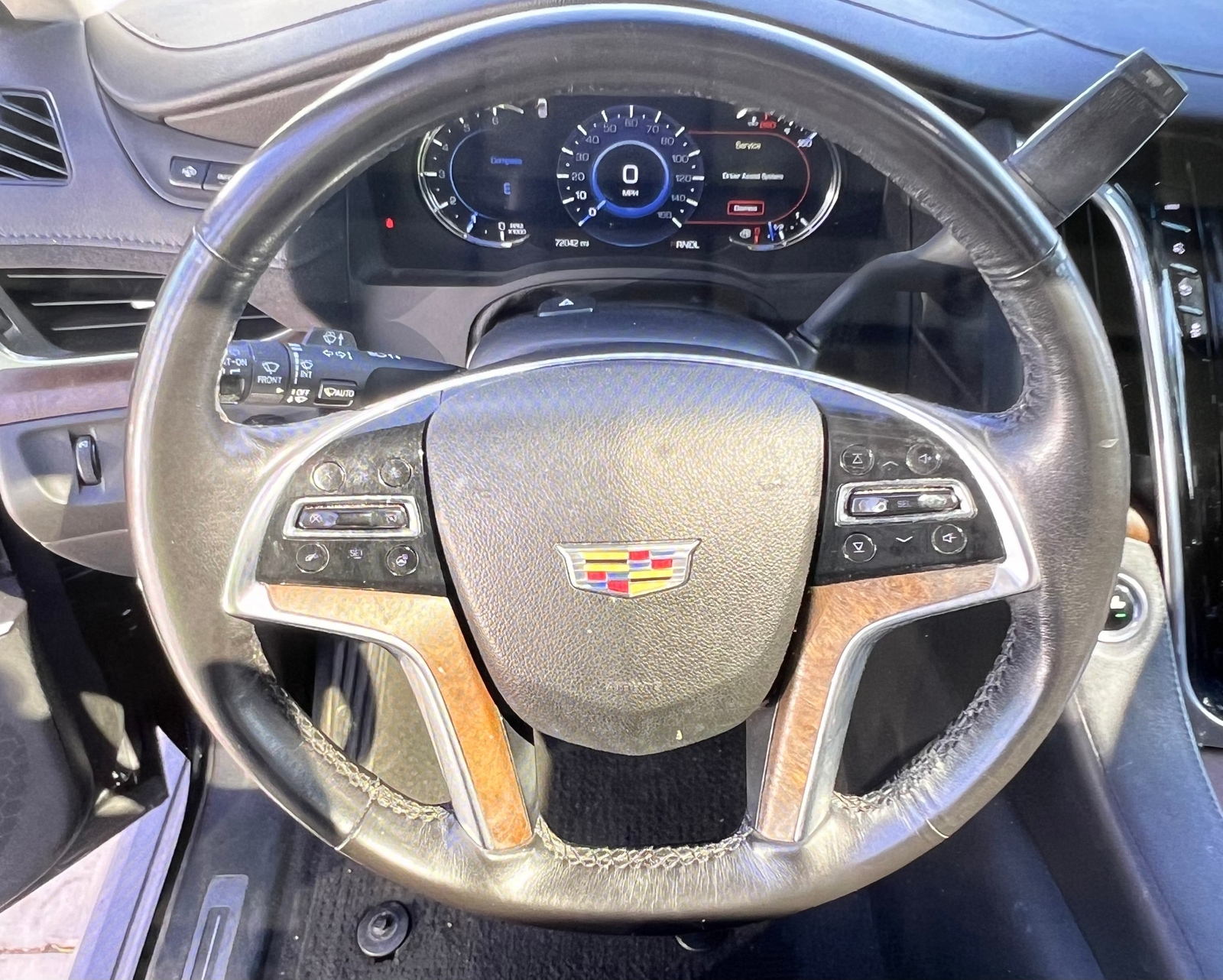 Thumbnail: 2019 Cadillac Escalade - 4