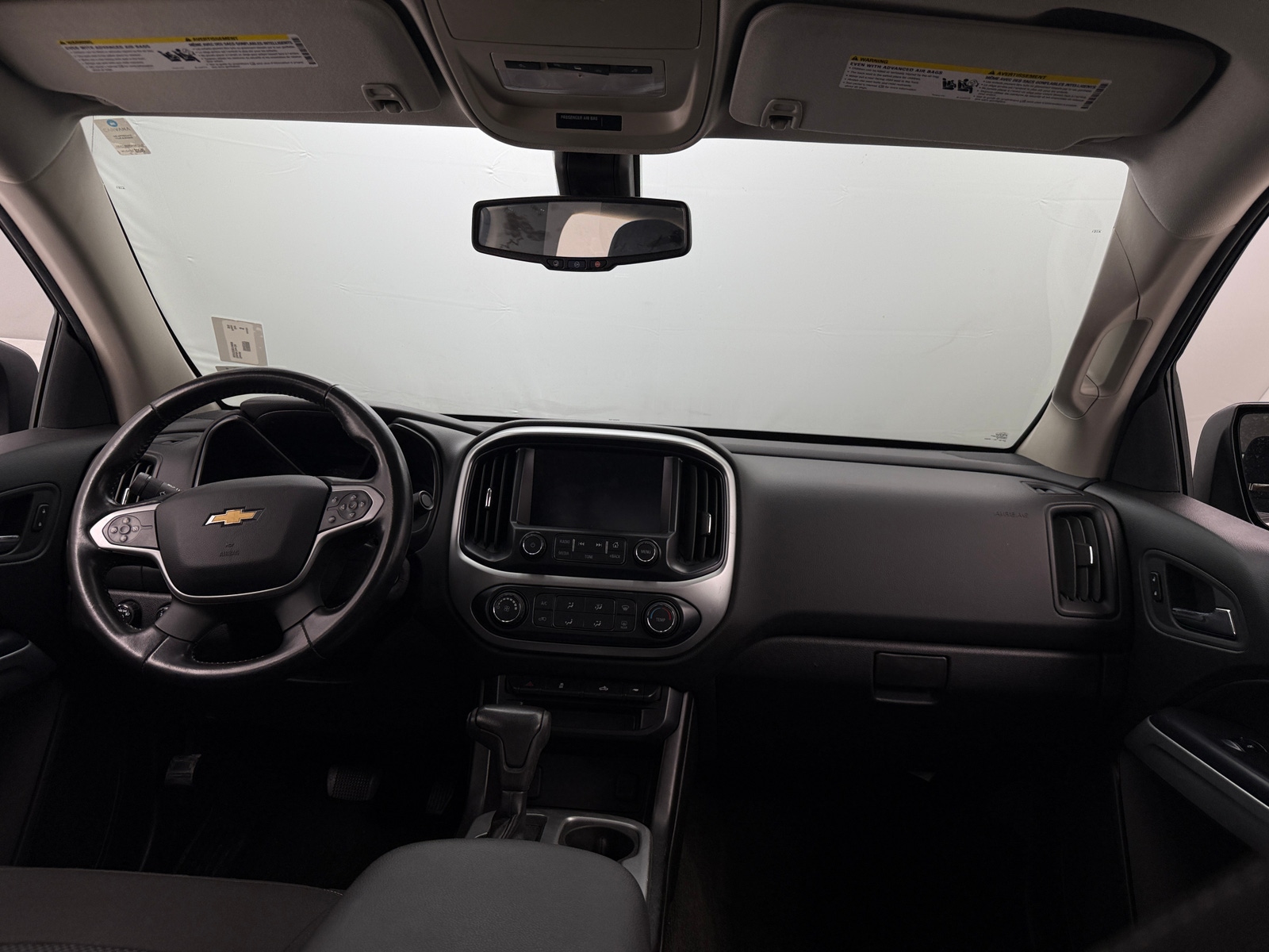 Thumbnail: 2016 Chevrolet Colorado - 3