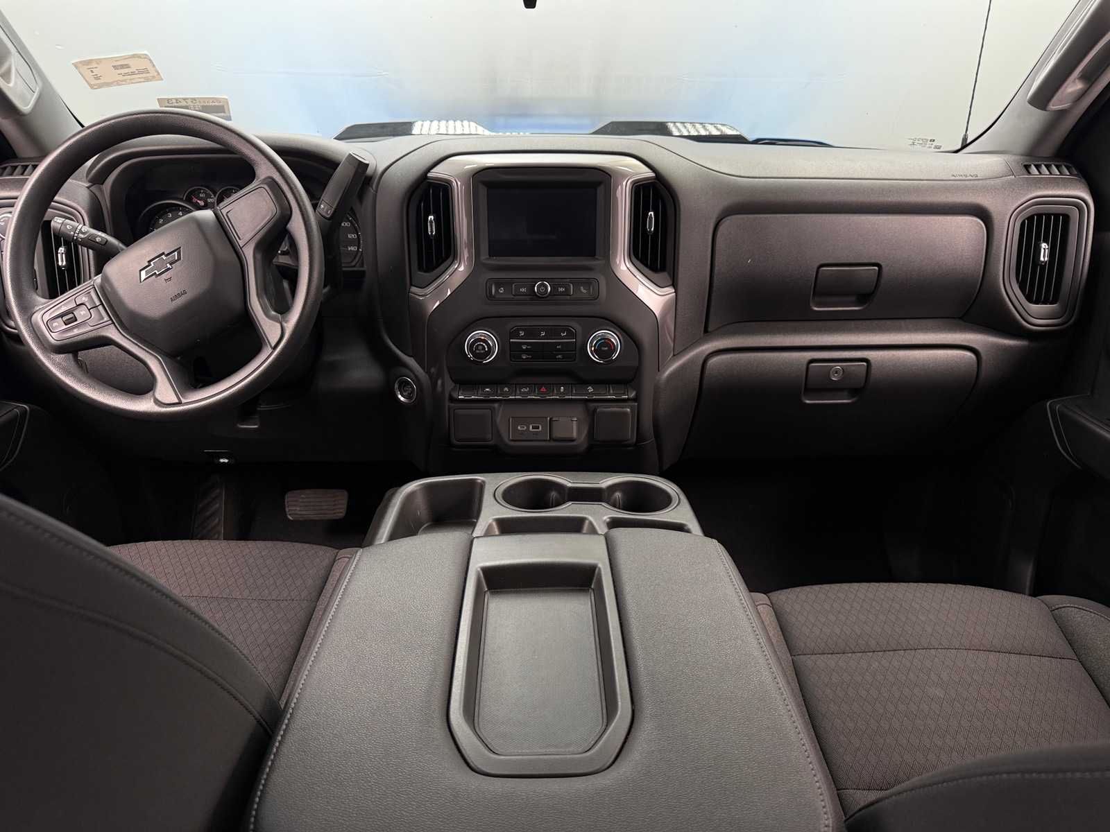 Thumbnail: 2022 Chevrolet Silverado 1500 - 3