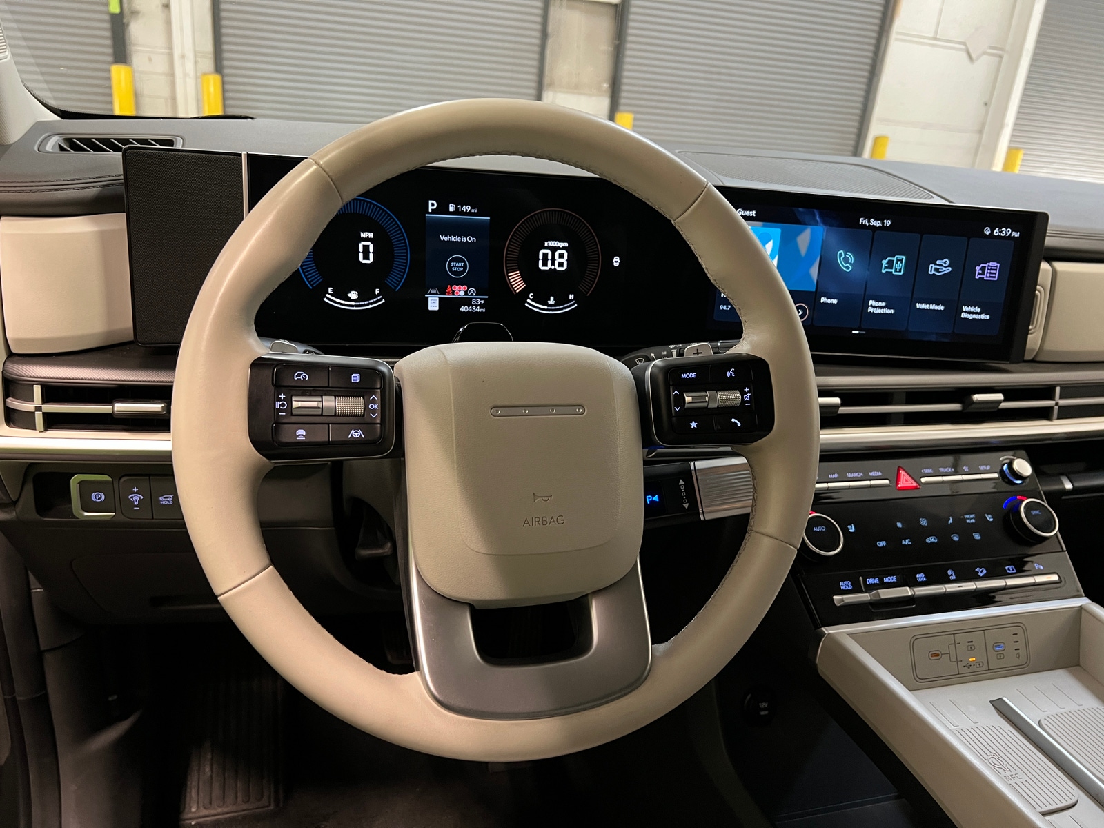 Thumbnail: 2024 Hyundai Santa Fe - 4