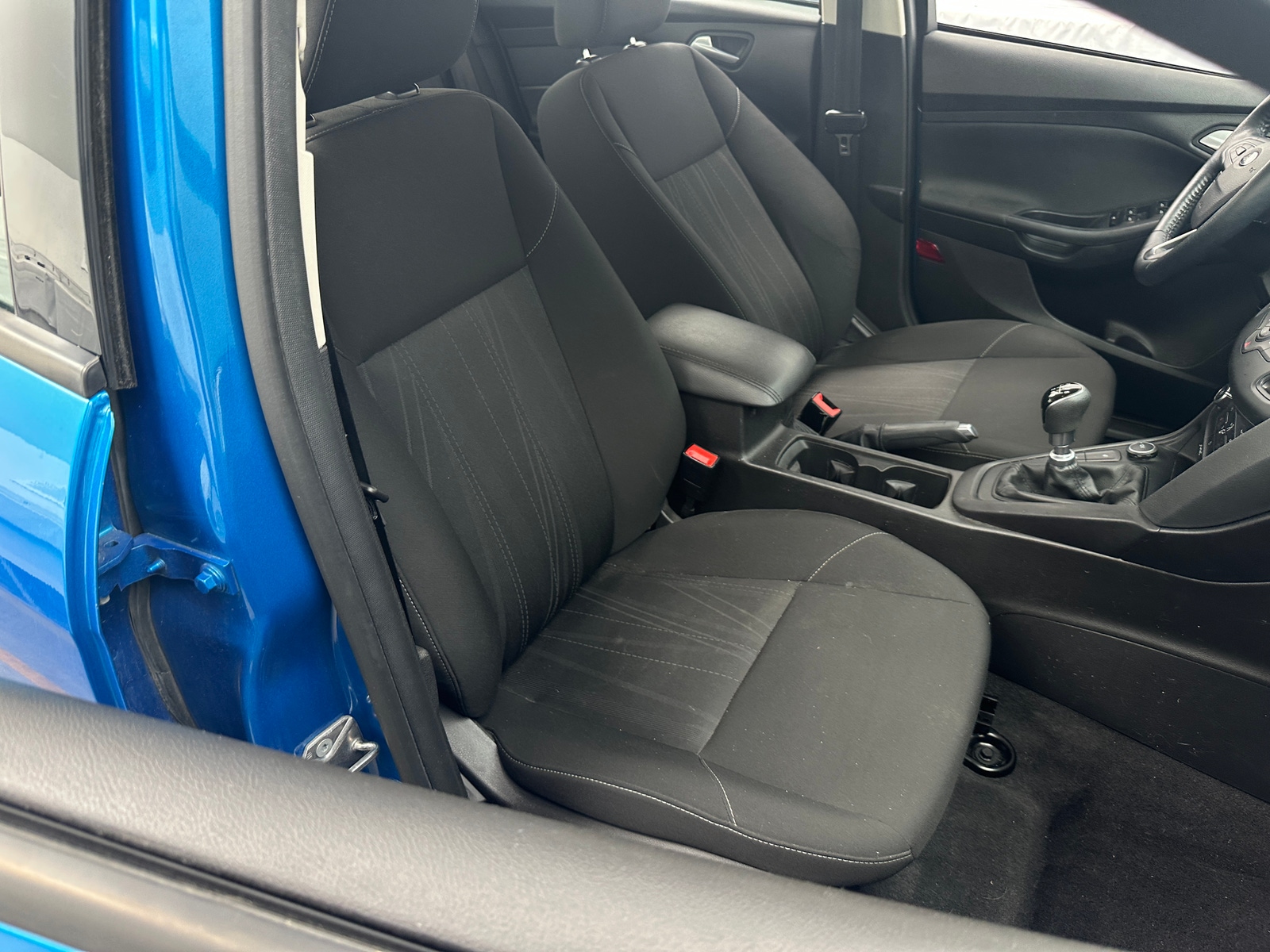 Thumbnail: 2015 Ford Focus - 2