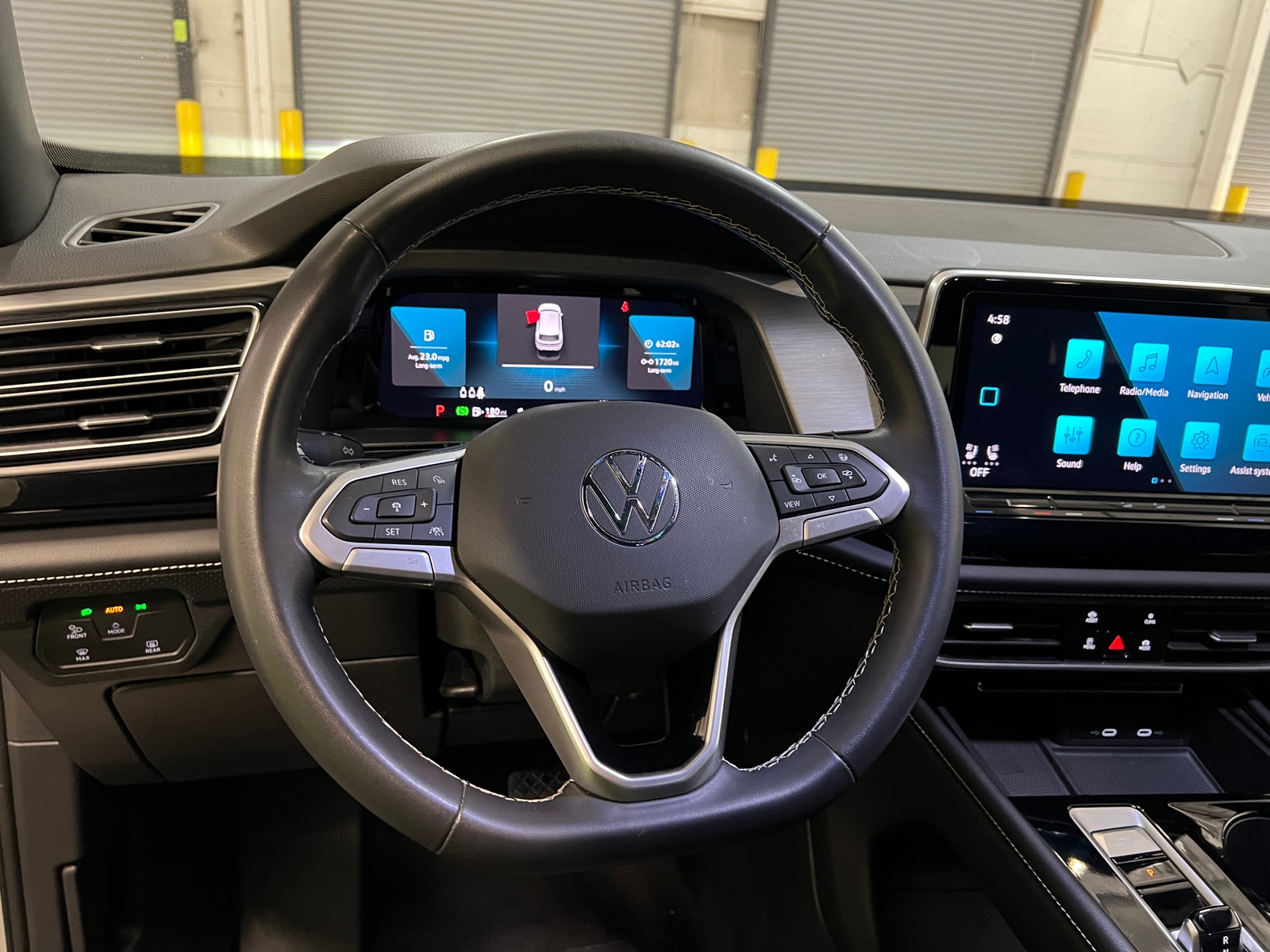 Thumbnail: 2024 Volkswagen Atlas - 4