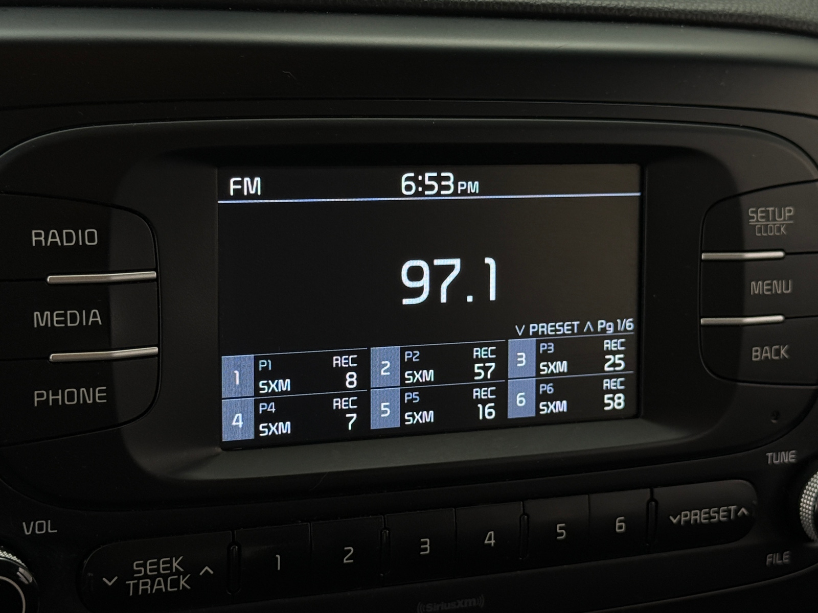 Thumbnail: 2017 Kia Soul - 4