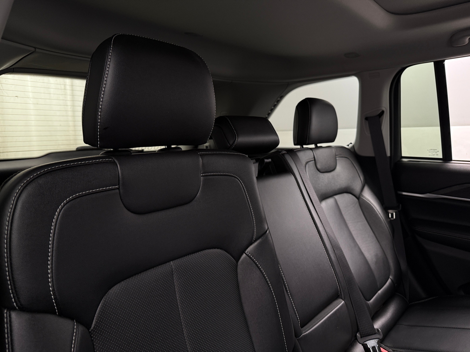 Thumbnail: 2023 Jeep Grand Cherokee - 5