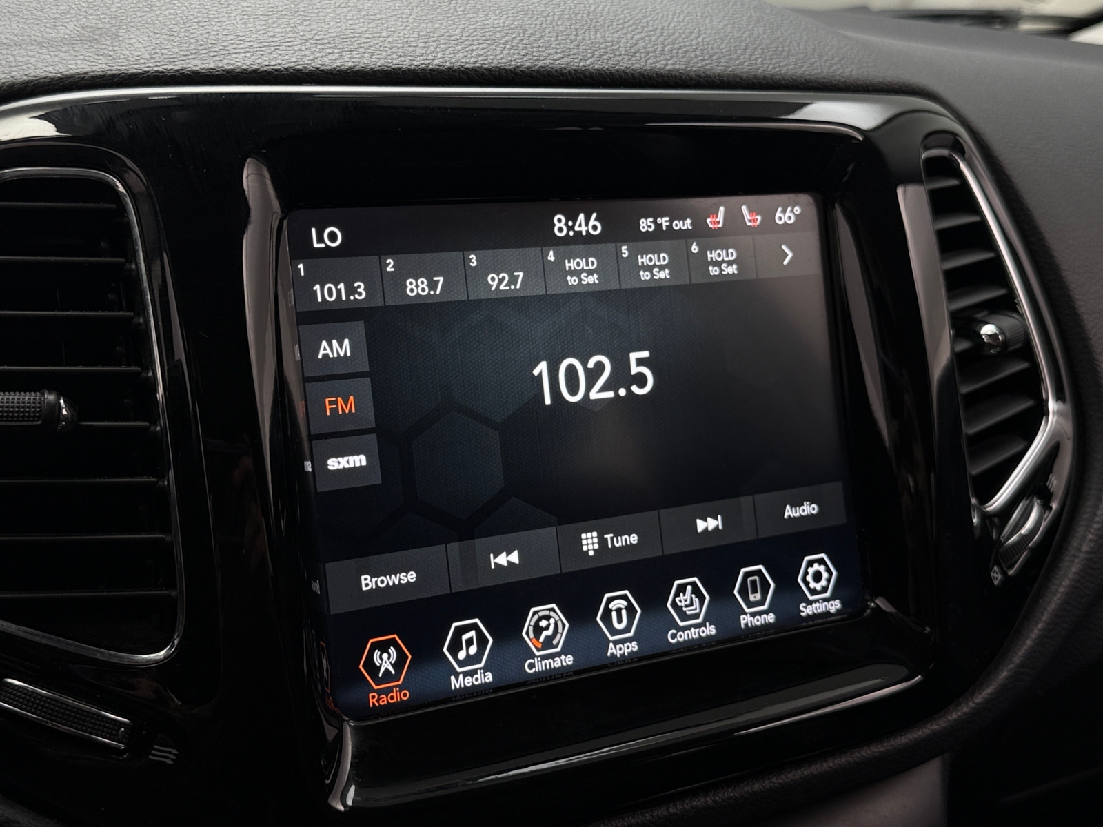 Thumbnail: 2021 Jeep Compass - 3
