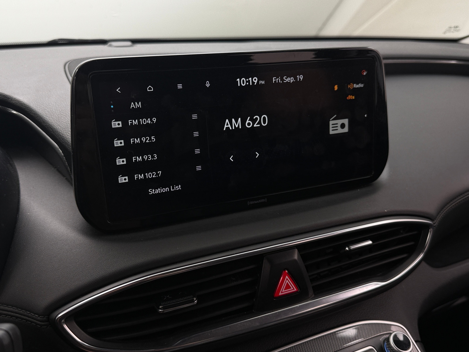 Thumbnail: 2023 Hyundai Santa Fe - 4