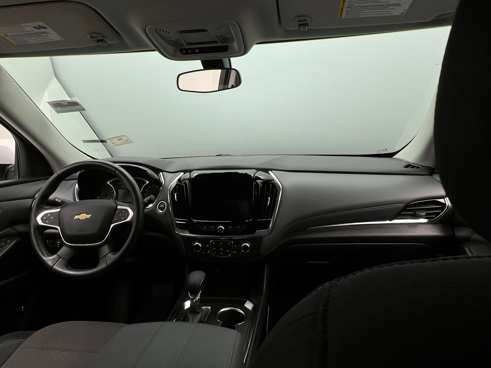 Thumbnail: 2021 Chevrolet Traverse - 3