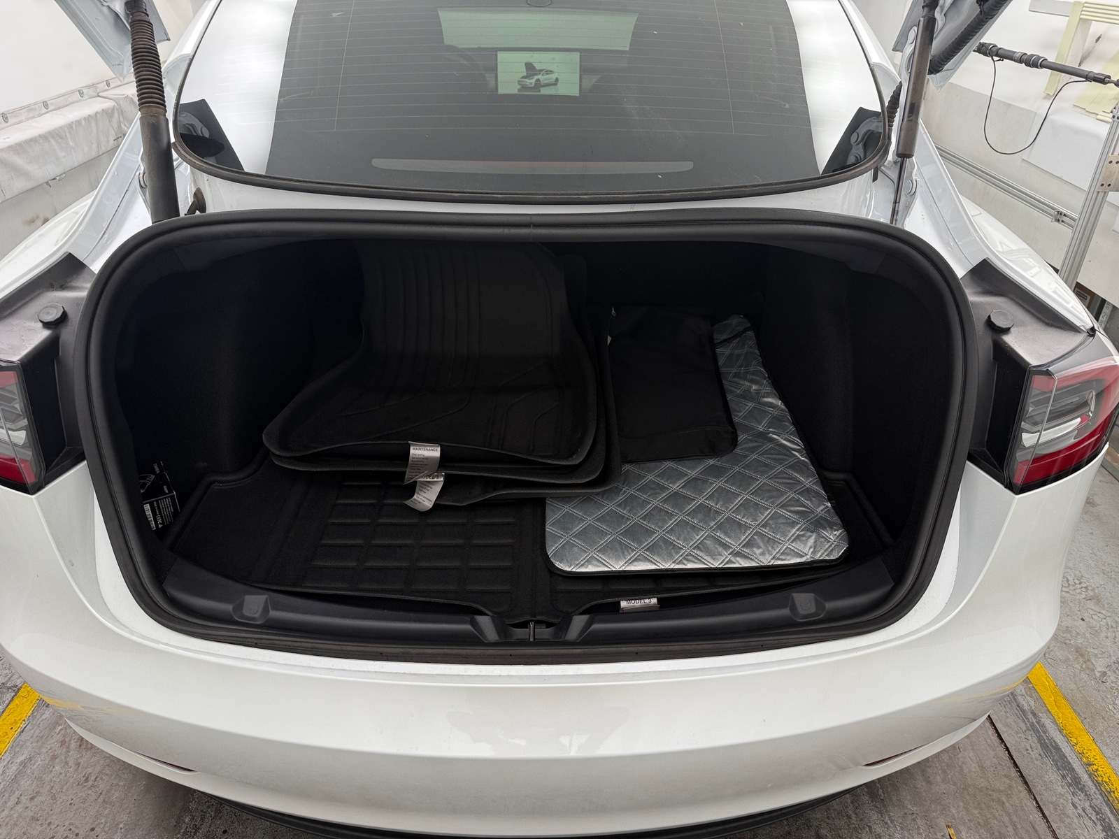 Thumbnail: 2023 Tesla Model 3 - 6